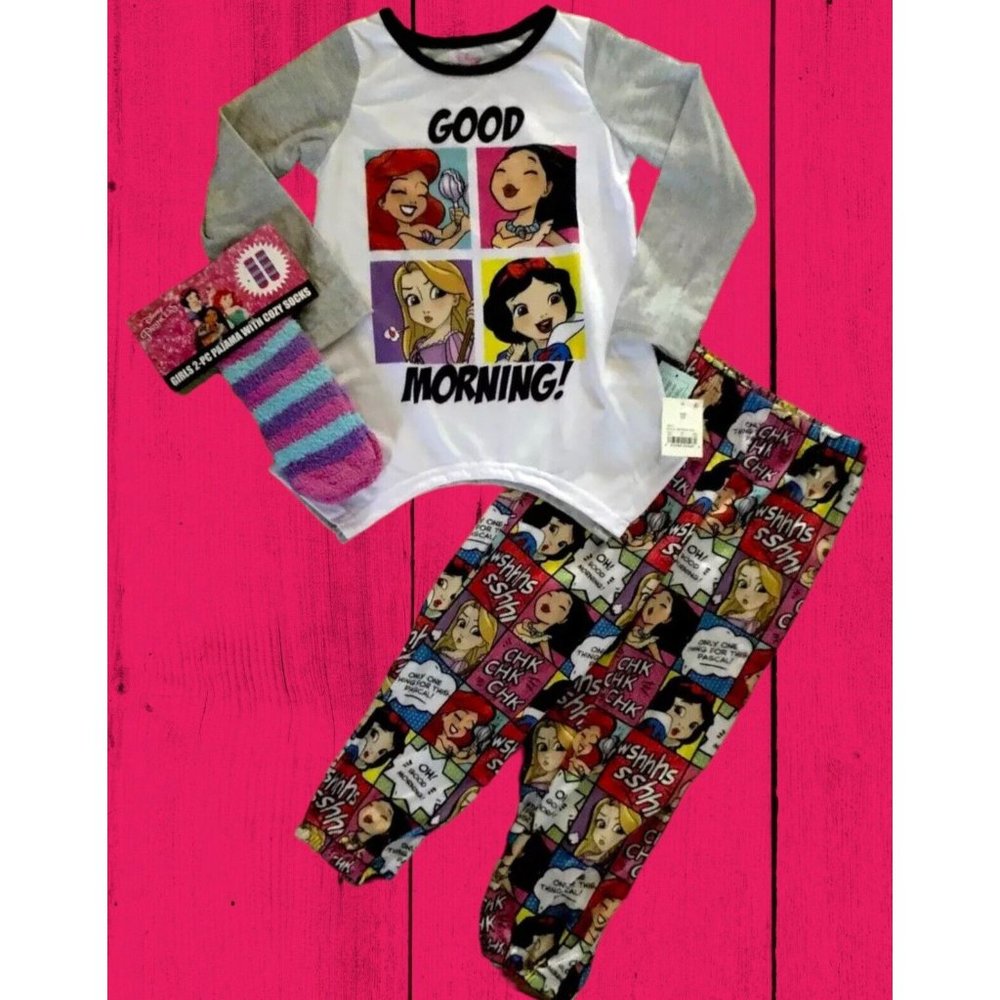 NEW*Disney Princess*SZ: S(5-6) Ariel~Snow White Soft Pajama W/Cozy Socks Girls